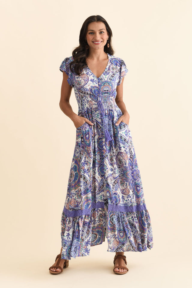 alt text|model:Brontie image 3