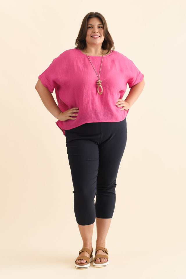 Zara Navy Stretch Cropped Pants,Brunette model,alt text|model:Gabby image 8