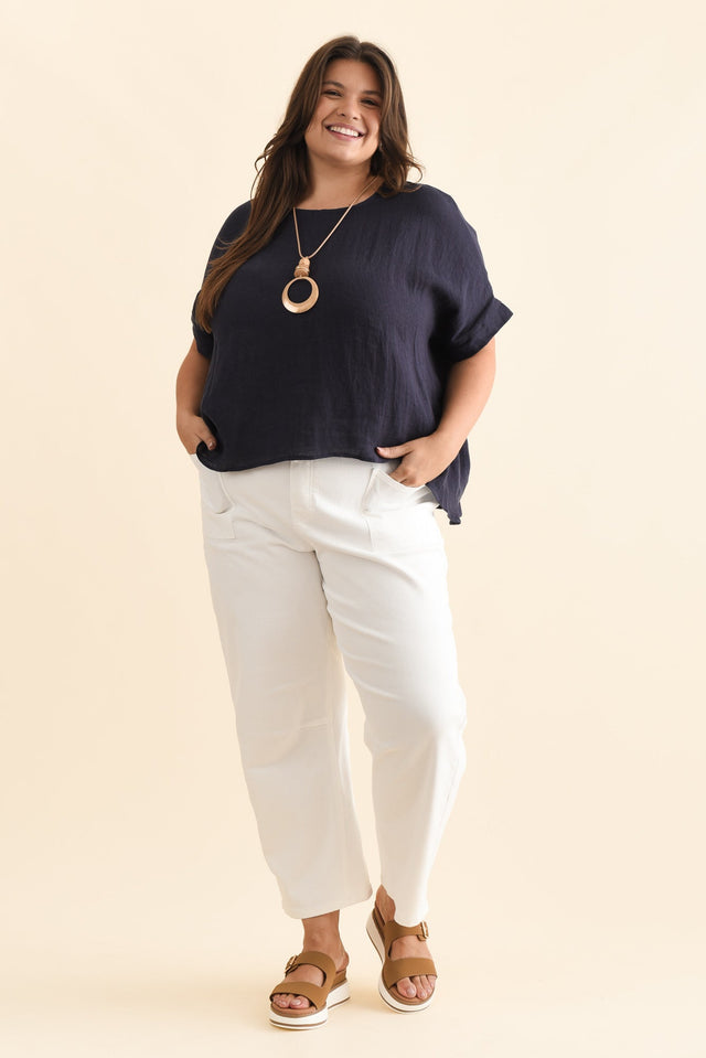 Chaya Navy Linen Top,Brunette model,alt text|model:Gabby image 10