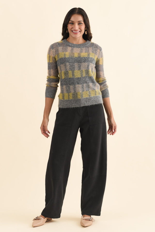 Bronel Black Cotton Tapered Pants,Brunette model,alt text|model:Brontie image 6