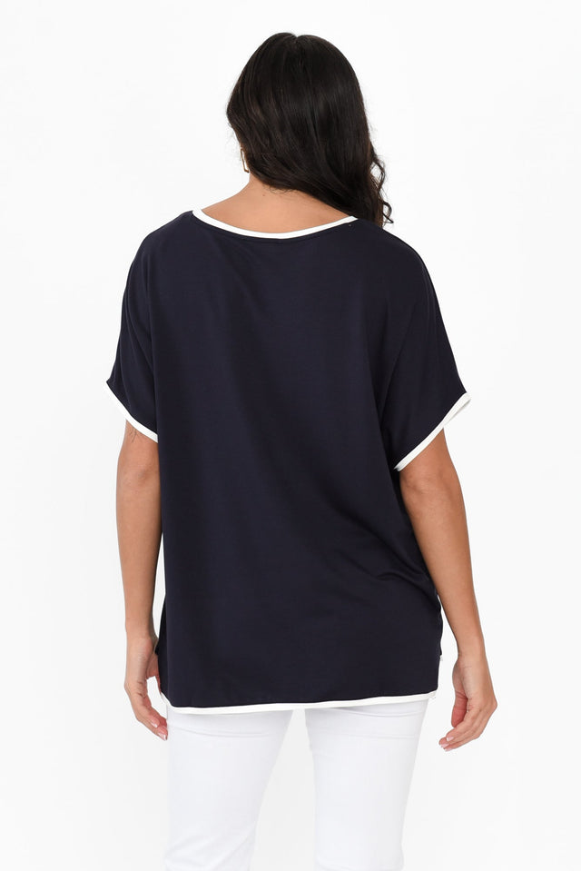 alt text|model:Brontie image 4