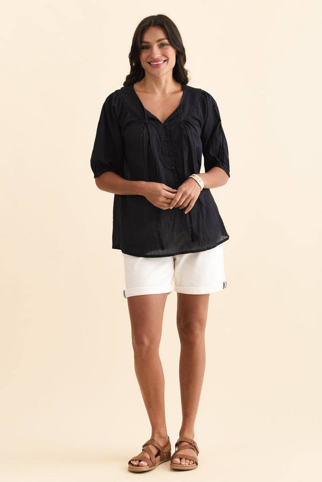 alt text|model:Brontie