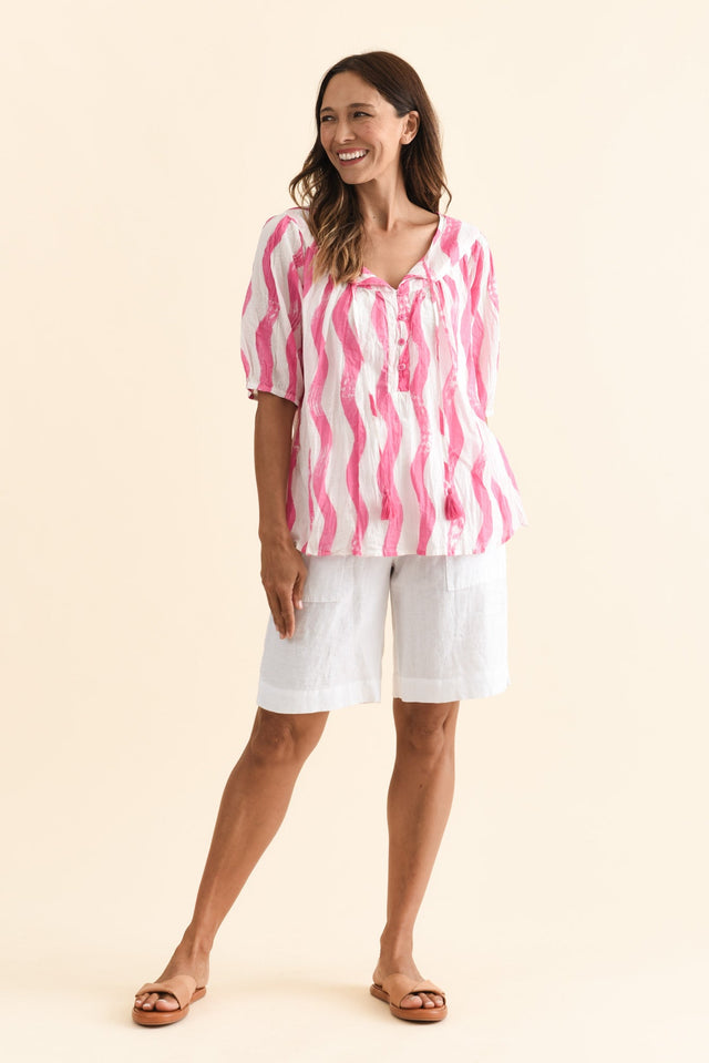 alt text|model:Cara image 6