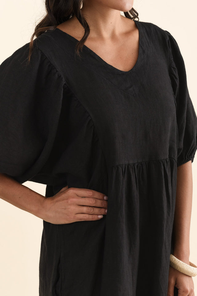 alt text|model:Brontie image 6