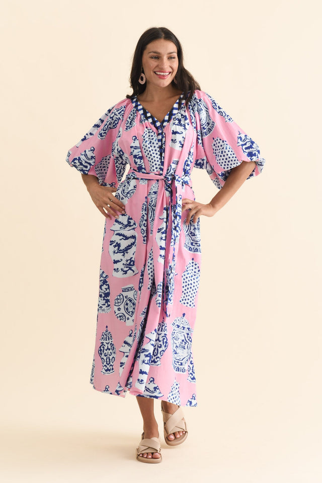 alt text|model:Brontie