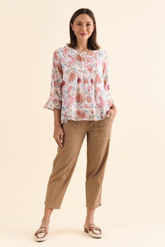 Coleman Pink Blossom Button Top,Full Body,Brunette model,alt text|model:Cara