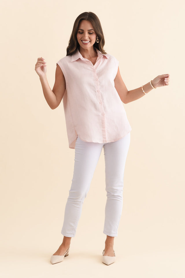 alt text|model:MJ image 6