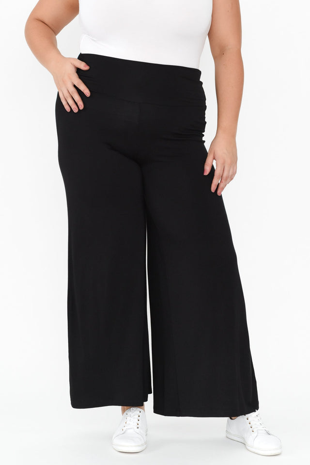 Cory Black Bamboo Wide Leg Pants,Brunette model,plus-size,curve-basics,curve-bottoms,plus-size-Pants,plus-size-basic-bottoms,alt text|model:Gabby image 8