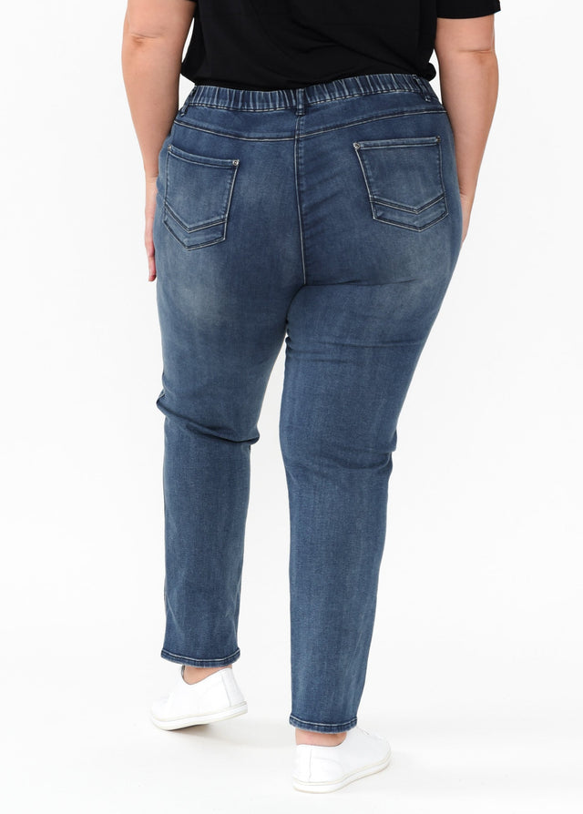 Courtney Dark Denim Stretch Jeans,Blonde model,alt text|model:Caitlin image 12