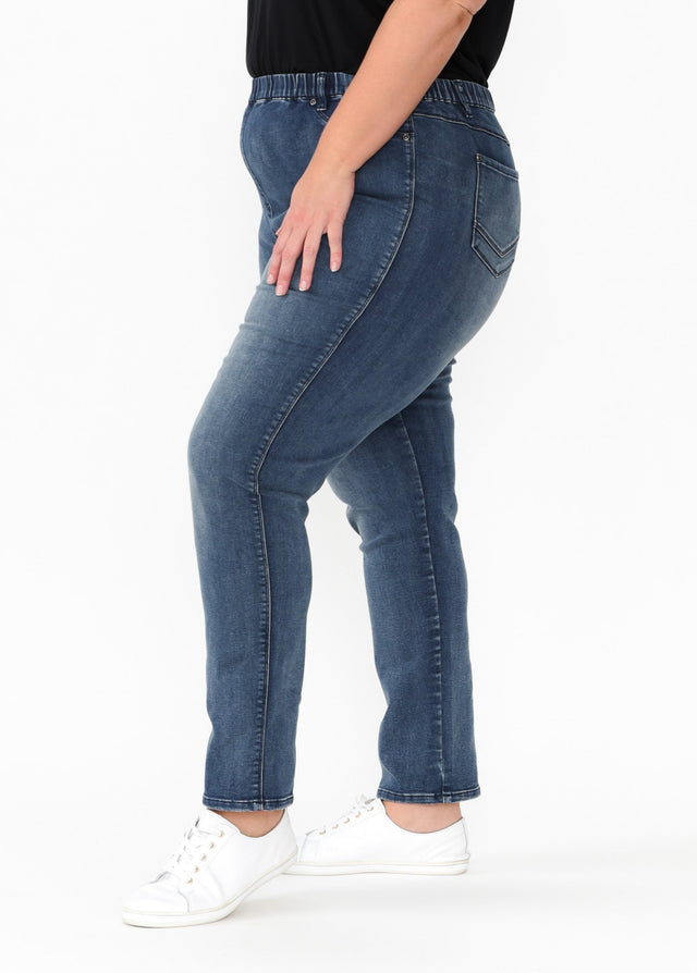 Courtney Dark Denim Stretch Jeans,Blonde model,alt text|model:Caitlin image 11