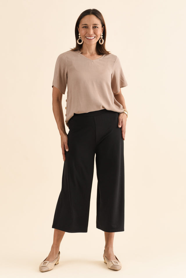 Crystal Black Cropped Pants,Full Body,Brunette model,alt text|model:Cara image 3