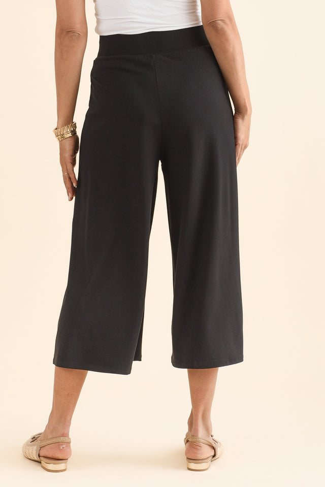 Crystal Black Cropped Pants,Back,Brunette model,alt text|model:Cara image 5