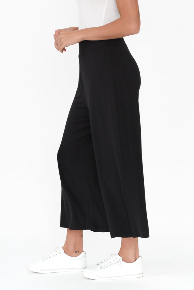 alt text|model:Brontie image 5