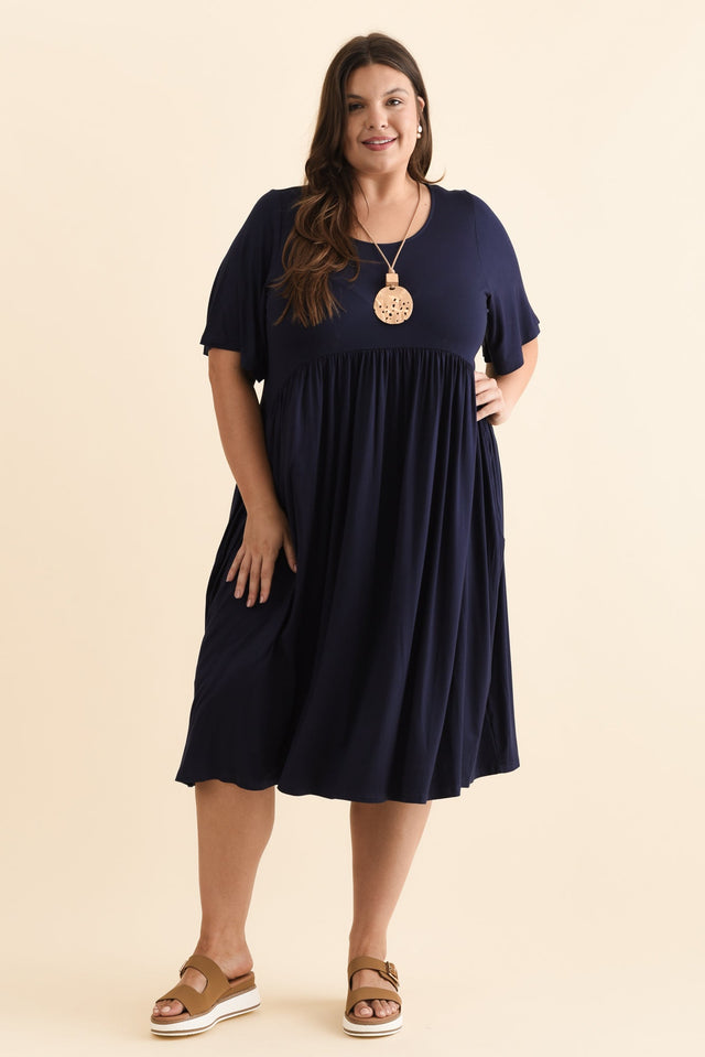 plus-size,curve-dresses,plus-size-below-knee-dresses,plus-size-work-edit,plus-size-summer-dresses,alt text|model:Gabby