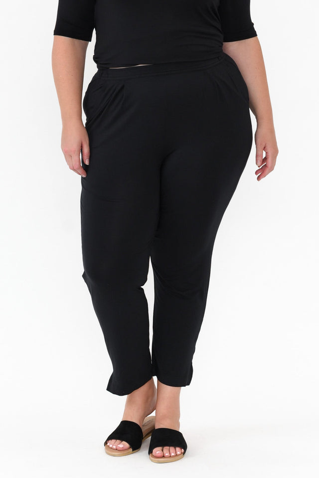 plus-size,curve-bottoms,plus-size-pants,plus-size-basic-bottoms,curve-basics,facebook-new-for-you,plus-size-work-edit alt text|model:Caitlin image 11