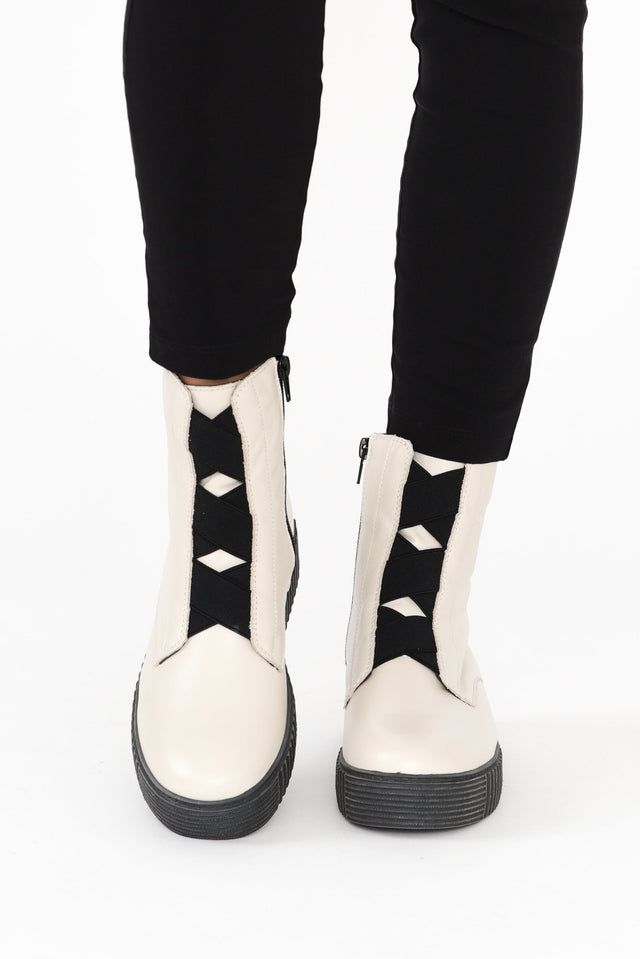 Date Cream Leather Platform Boot image 6