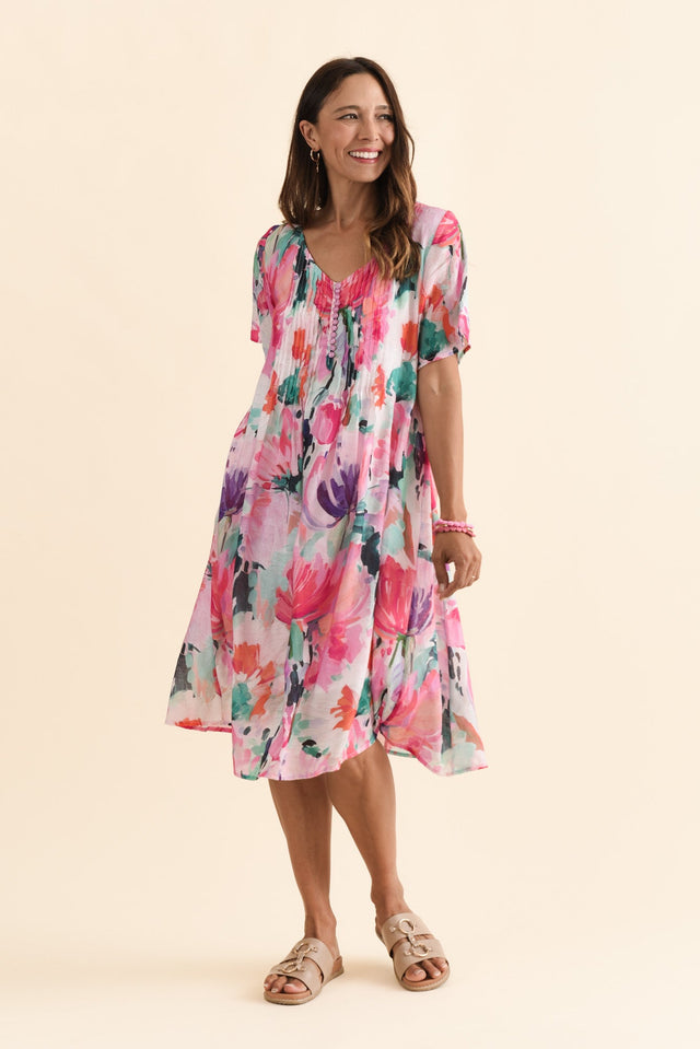 Debbie Pink Floral Pleated Dress,Brunette model,alt text|model:Cara image 4