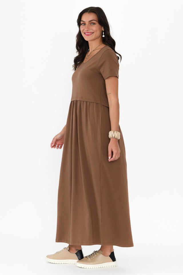 alt text|model:Brontie image 5