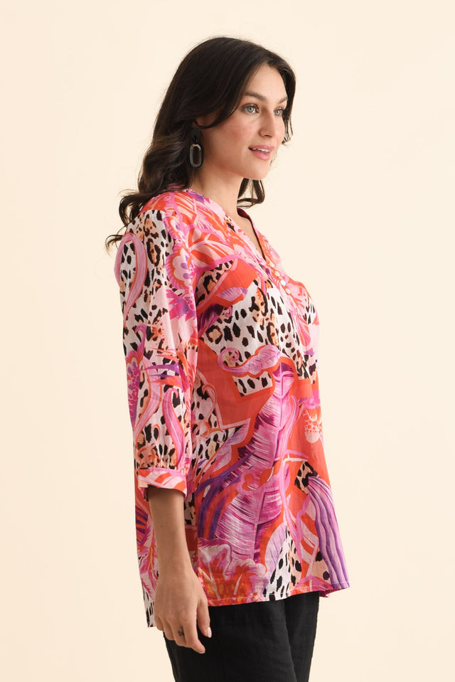 alt text|model:Brontie image 4