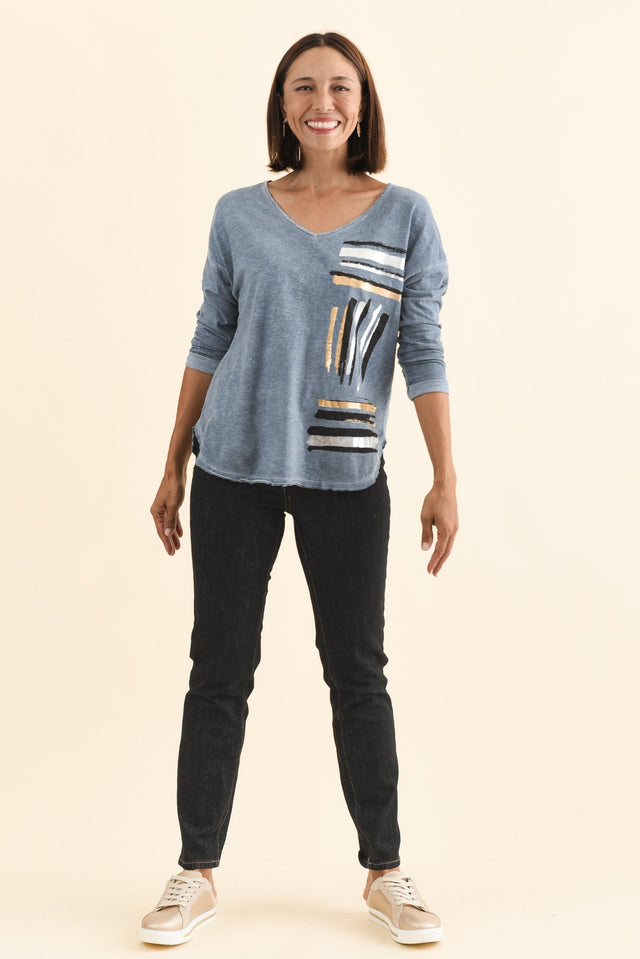 Devon Steel Brush Stroke Cotton Top,Brunette model,alt text|model:Cara image 7