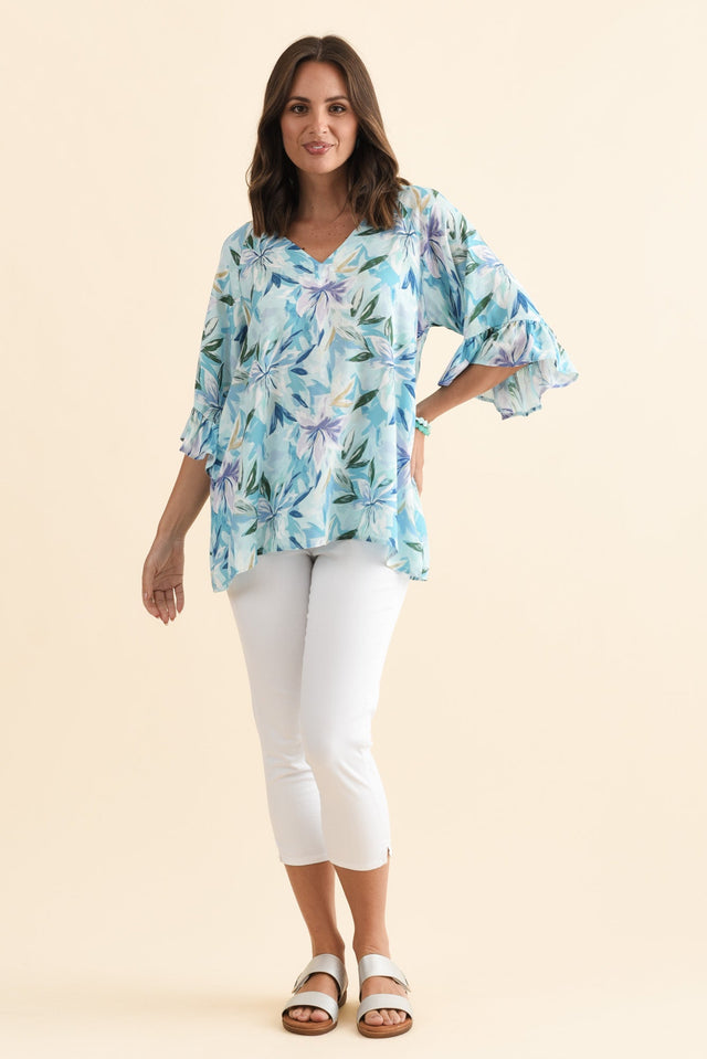 alt text|model:MJ image 7