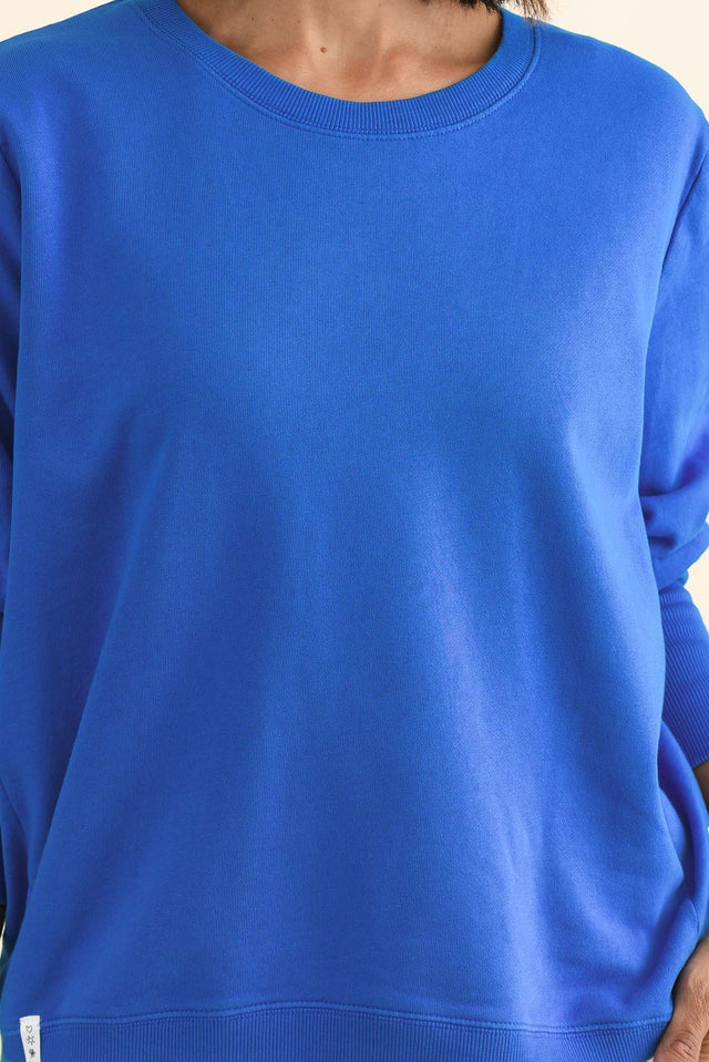 alt text|model:Cara image 5