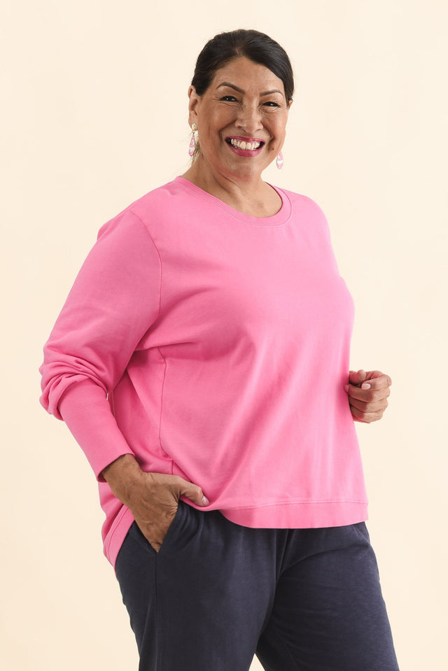 Divine Hot Pink Cotton Crew Sweatshirt,Brunette model,alt text|model:Pilita image 11
