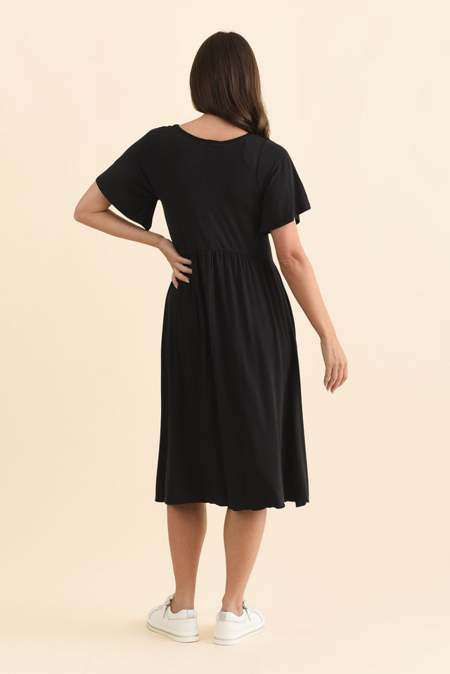 Donna Black Gathered Dress,Brunette model,alt text|model:MJ image 5