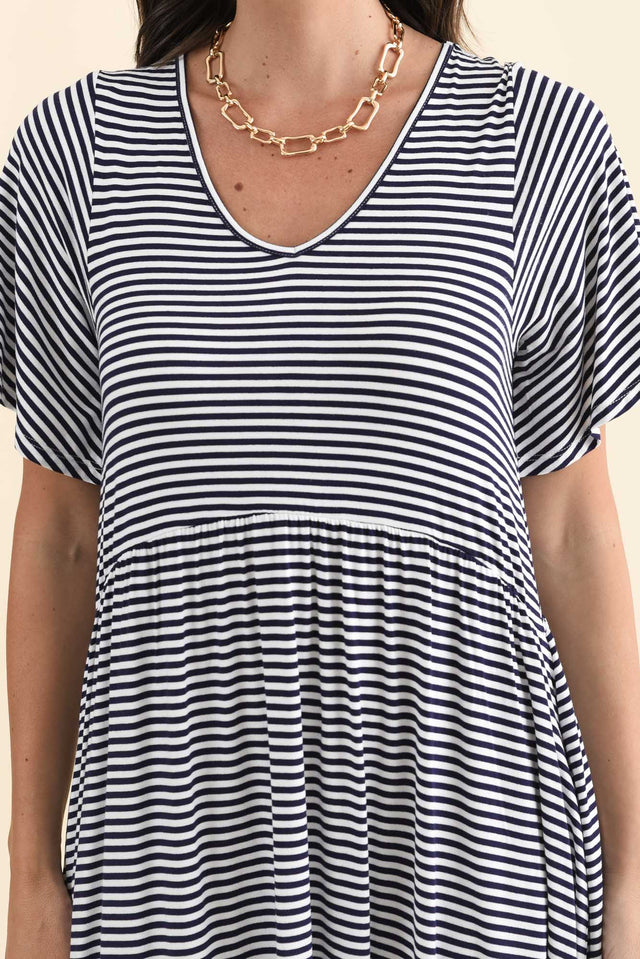 alt text|model:MJ image 8