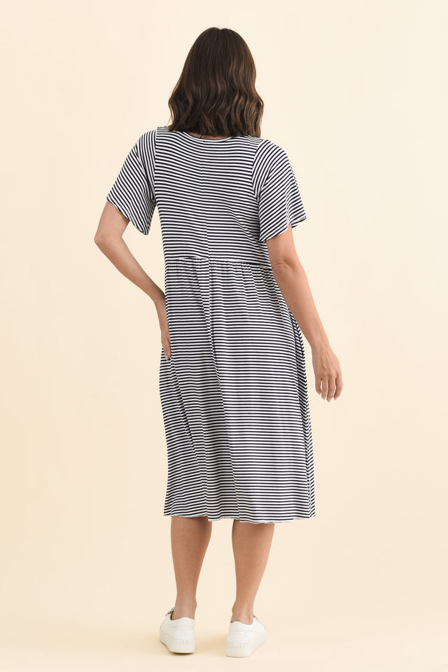 alt text|model:MJ image 7