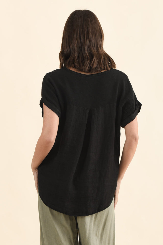 Dorian Black Linen Cotton Top,Brunette model,alt text|model:MJ image 5