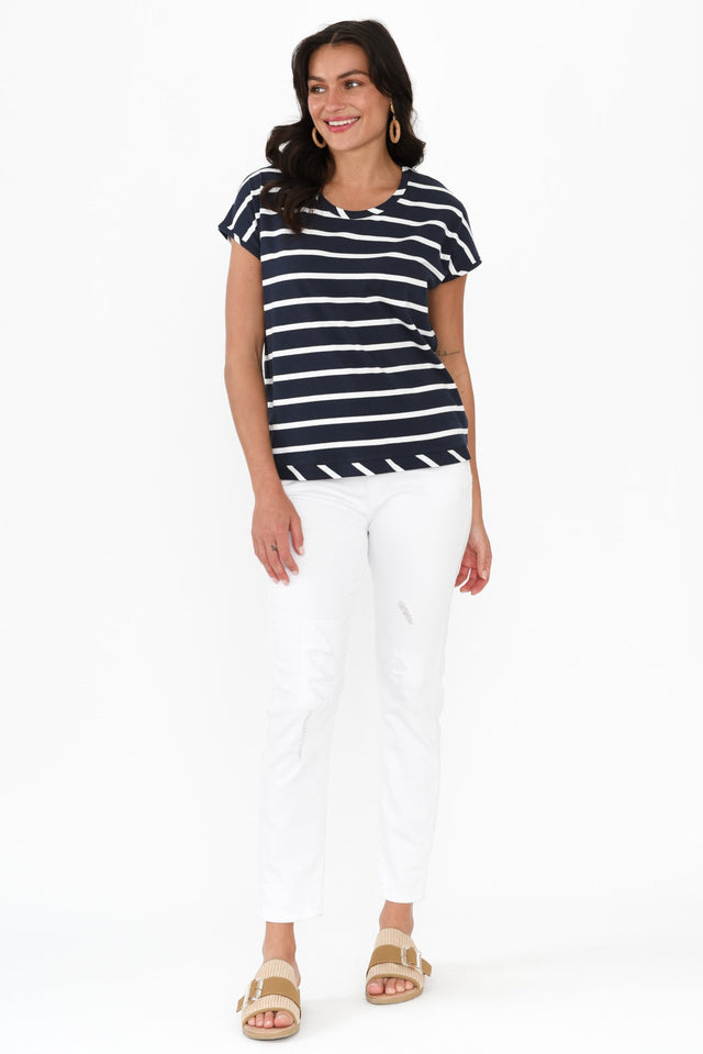 alt text|model:Brontie image 7