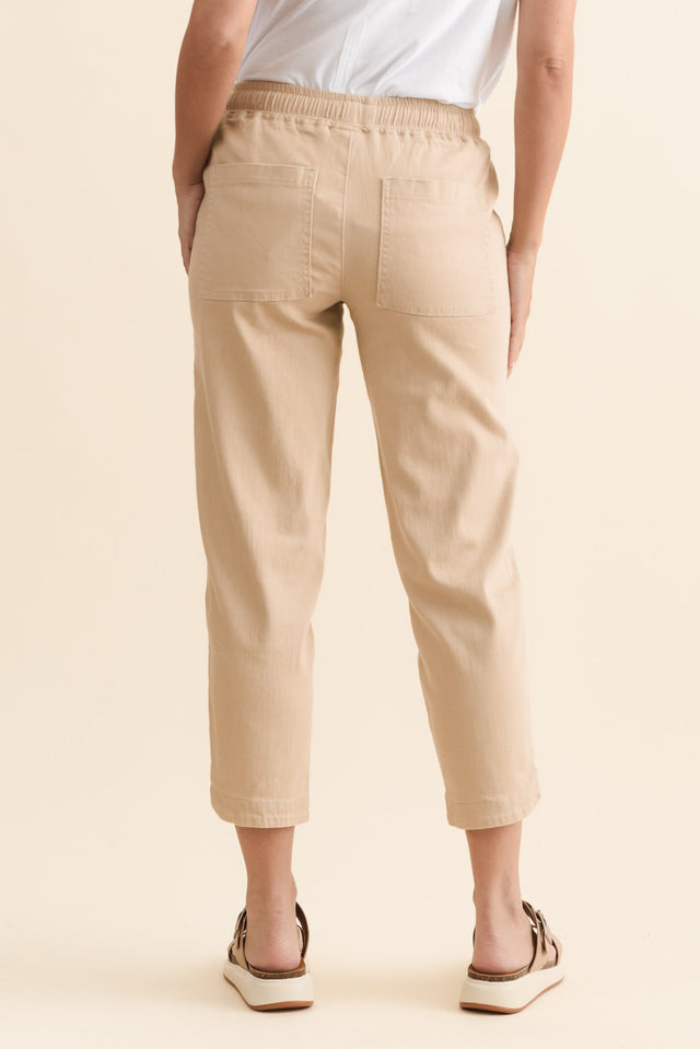 alt text|model:MJ image 4