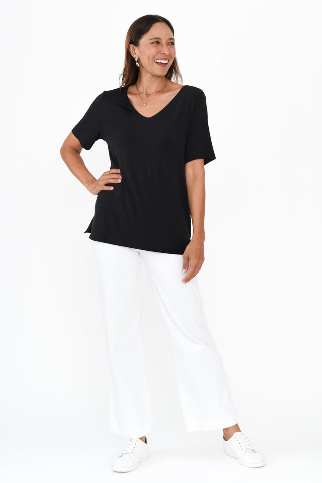 alt text|model:Cara image 7