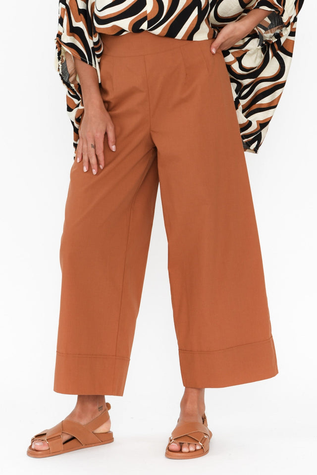 alt text|model:Brontie image 1