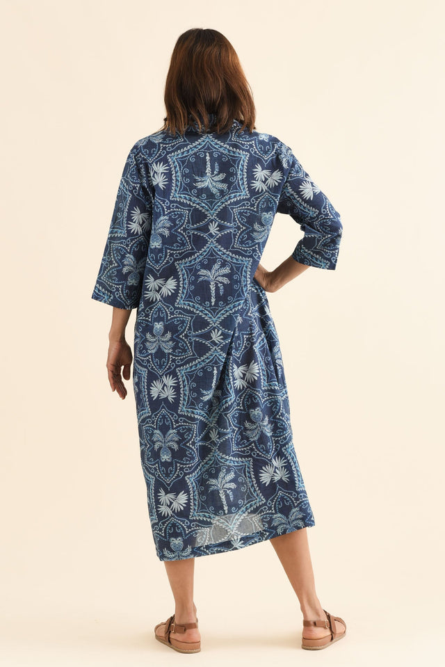 Emis Blue Palm Cotton Shirt Dress,Back,Brunette model,alt text|model:Cara image 4