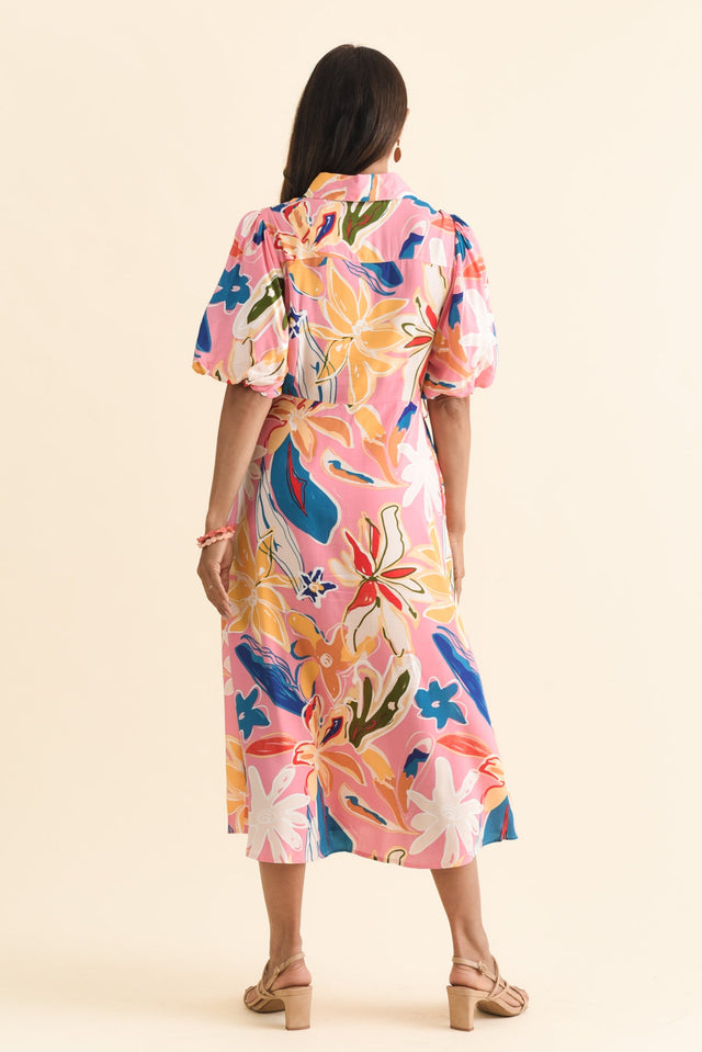 alt text|model:Cara image 5