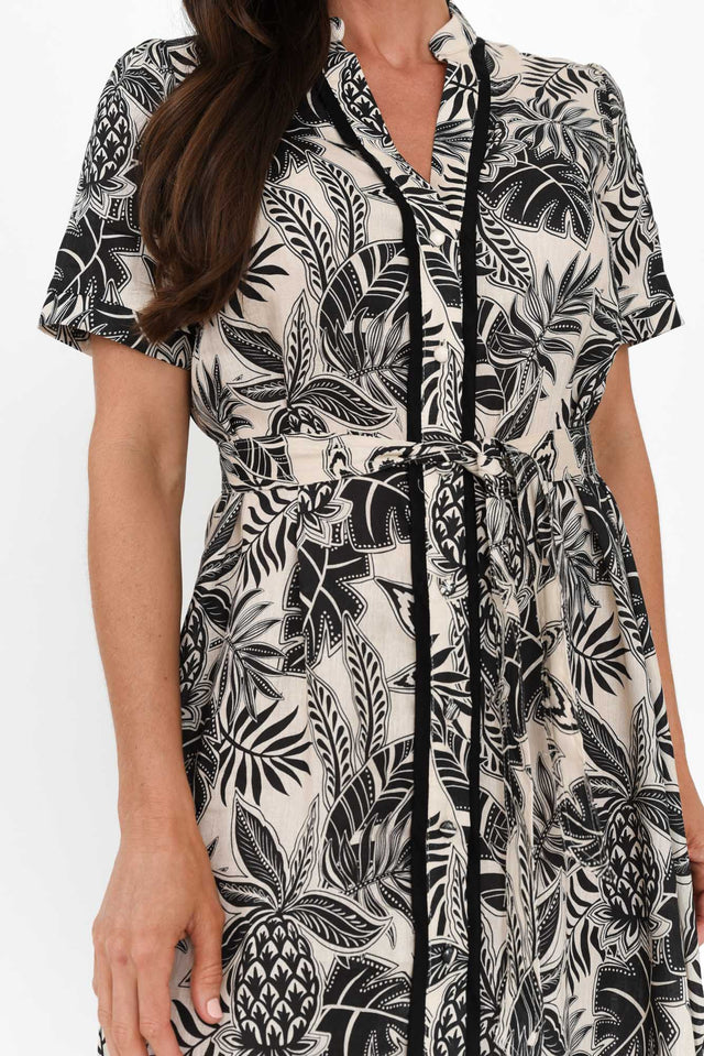 Essadora Black Leaf Linen Dress,Brunette model,alt text|model:Elouise image 6