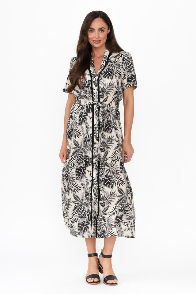 Essadora Black Leaf Linen Dress,Brunette model,alt text|model:Elouise image 3