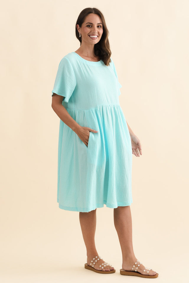 Cloud Gauze Light Blue Cotton Pocket Dress,Brunette model,alt text|model:MJ image 5