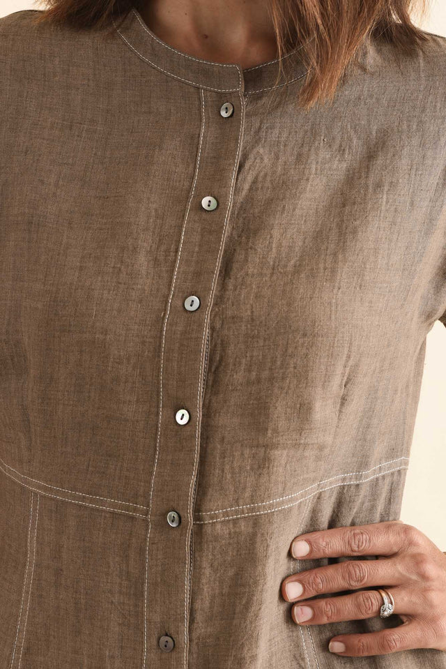Fenton Mocha Linen Button Dress,Detail,Brunette model,alt text|model:Cara image 5