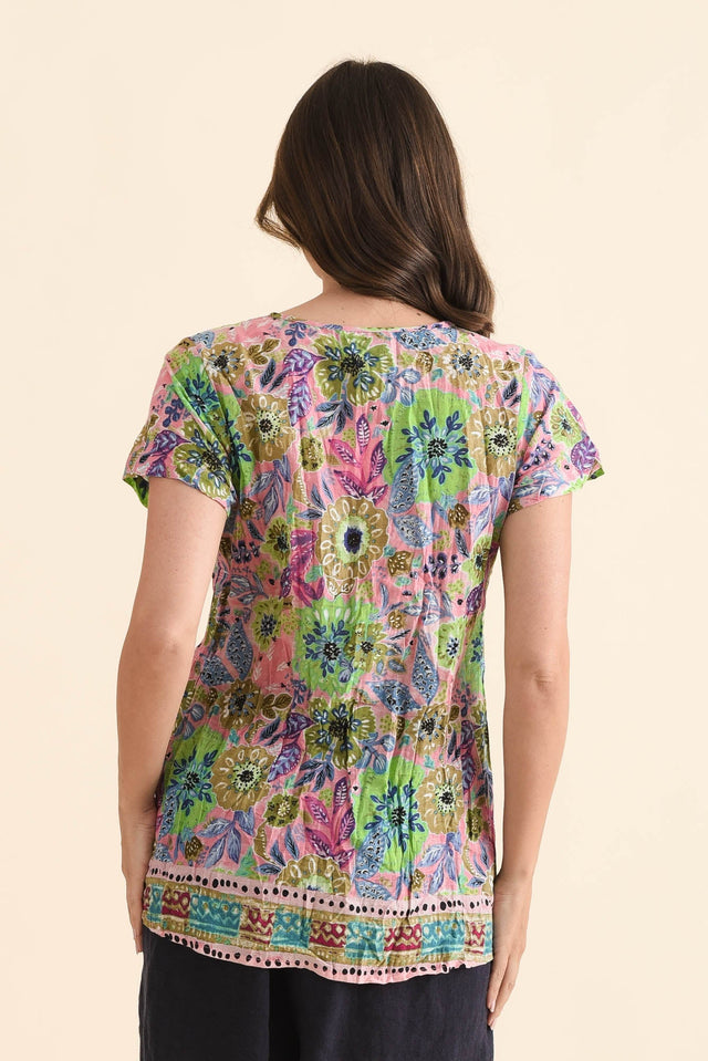 Fia Green Garden Crinkle Cotton Top,Back,Brunette model,alt text|model:MJ image 4