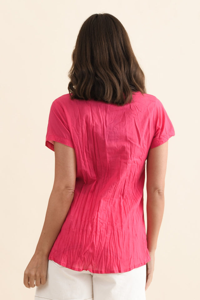 Fia Hot Pink Crinkle Cotton Top,Brunette model,alt text|model:MJ image 4