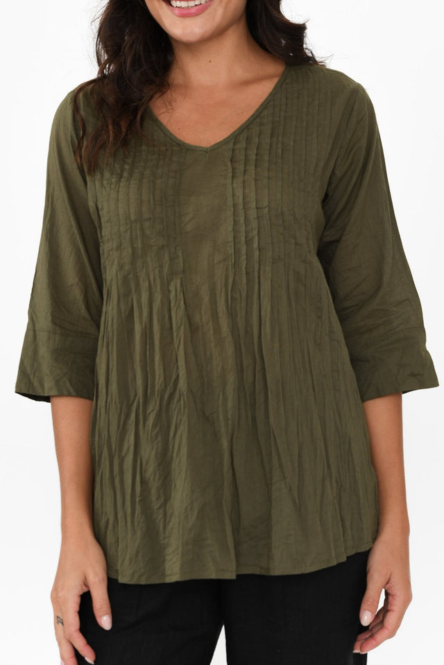 alt text|model:Brontie image 7