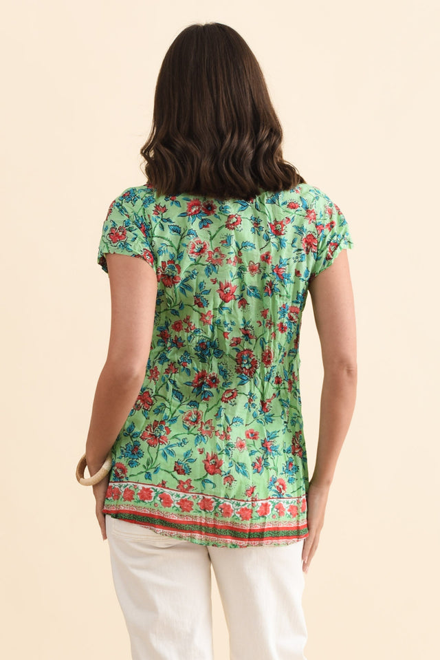 Fia Mint Garden Crinkle Cotton Top,Brunette model,alt text|model:MJ image 6