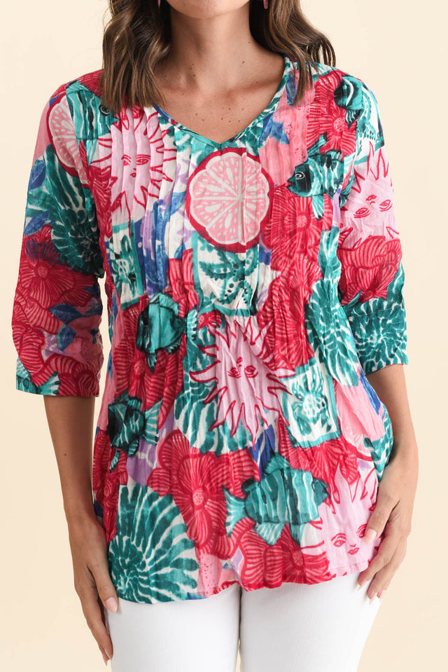 Fia Pink Abstract Sleeved Crinkle Cotton Top,Brunette model,alt text|model:MJ image 6