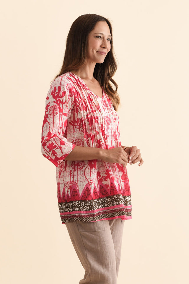 Fia Pink Dandelion Sleeved Crinkle Cotton Top,Brunette model,alt text|model:Cara image 5
