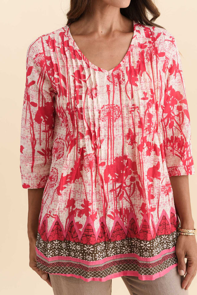 alt text|model:Cara image 5