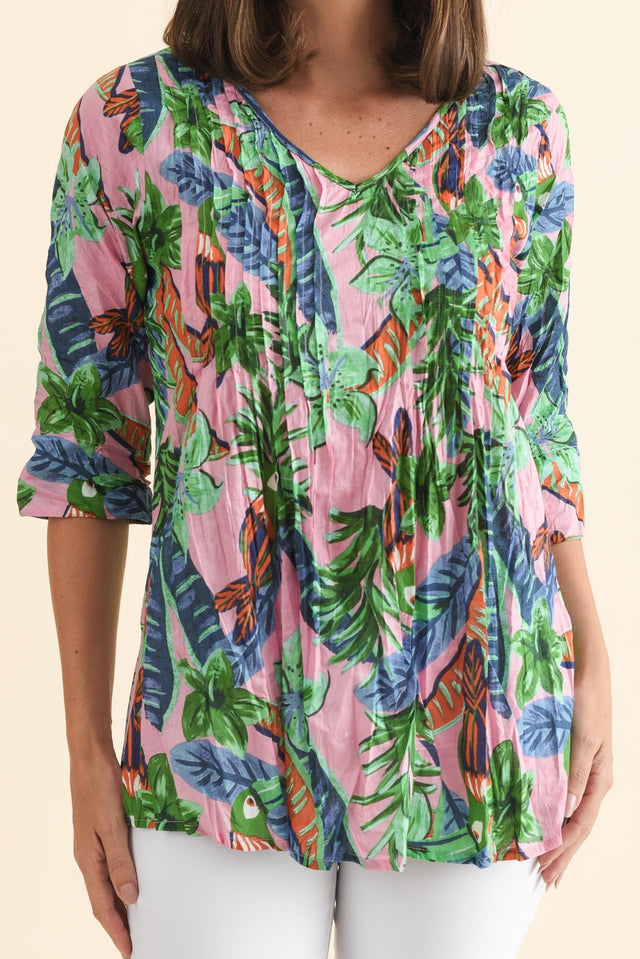 alt text|model:MJ image 6