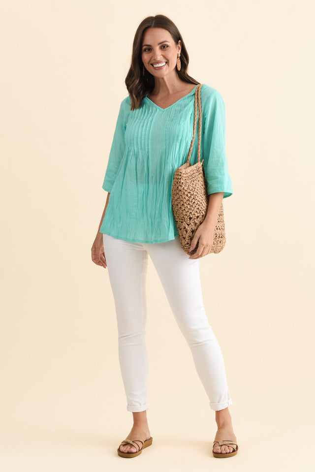 alt text|model:MJ image 3